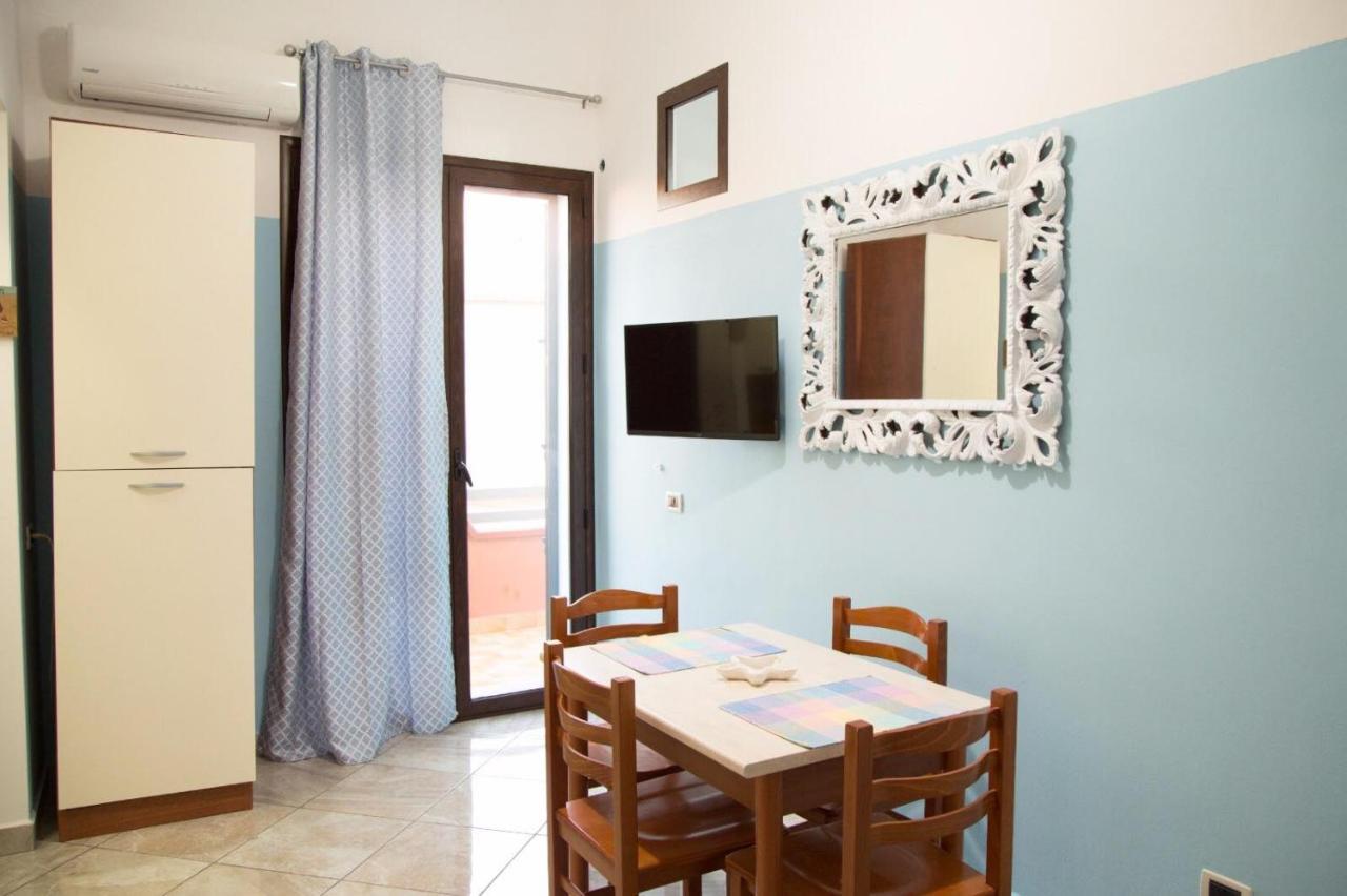 By The Sea Bed & Breakfast Terrasini Bagian luar foto