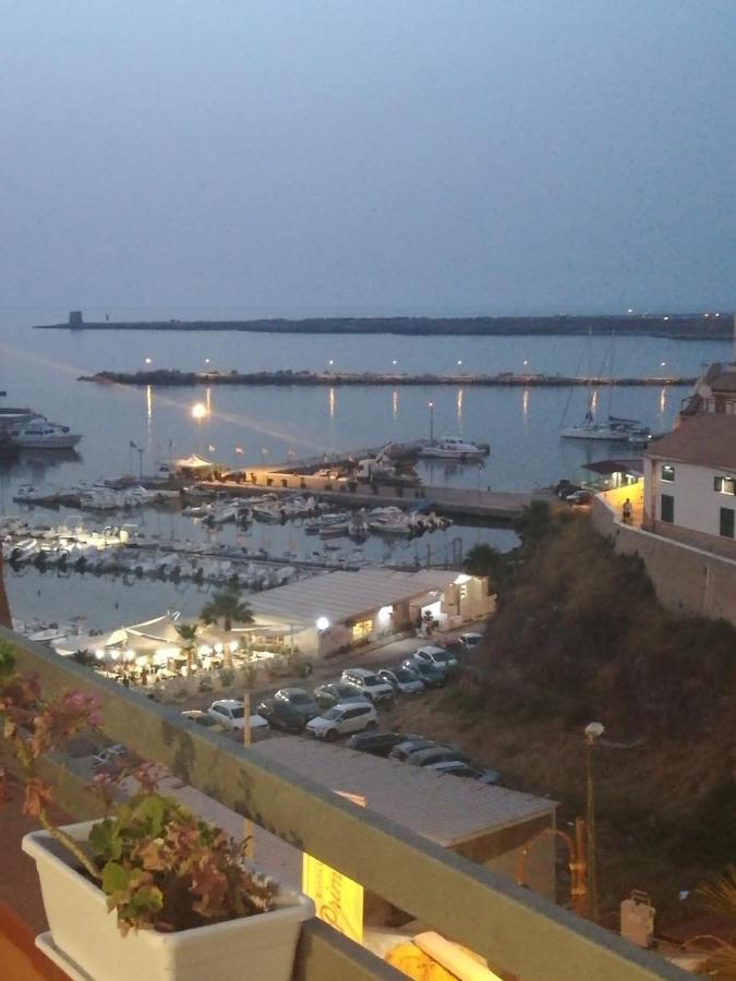 By The Sea Bed & Breakfast Terrasini Bagian luar foto
